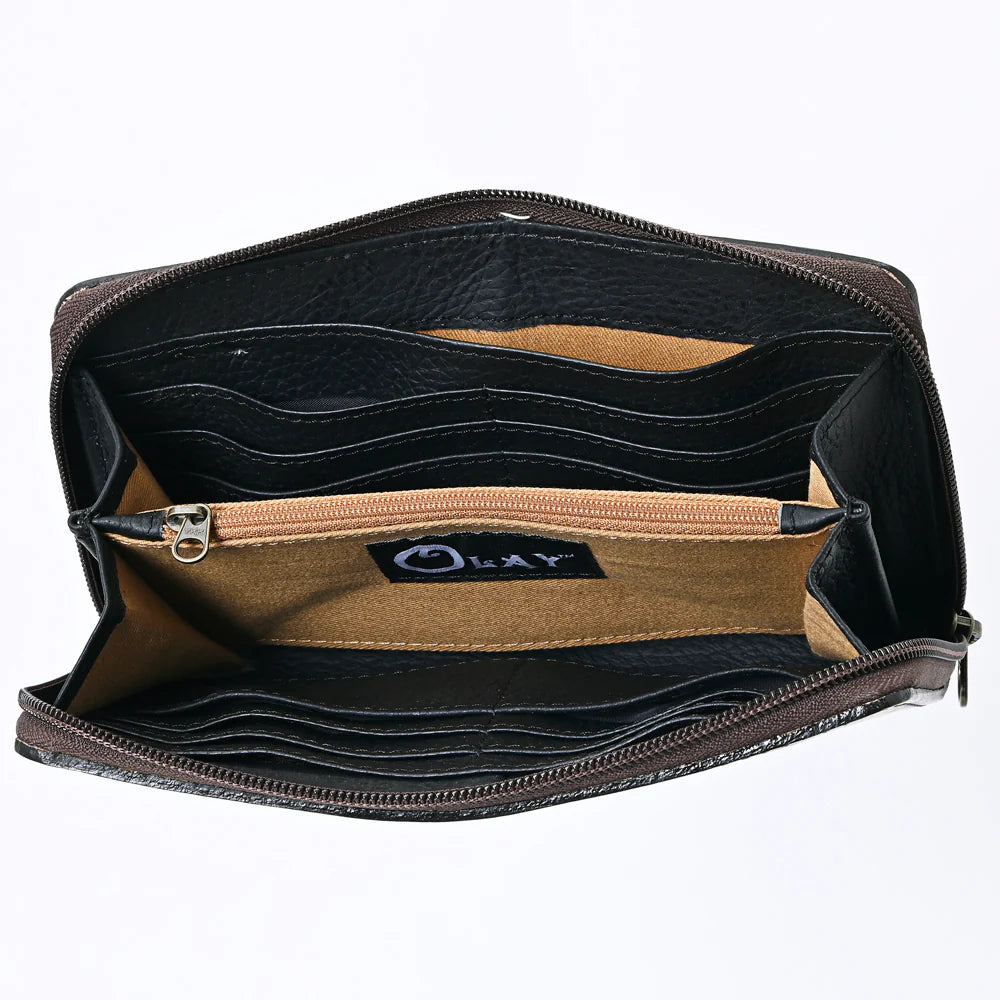 Interior de la cartera zip-around con ranuras para tarjetas y bolsillo con cierre